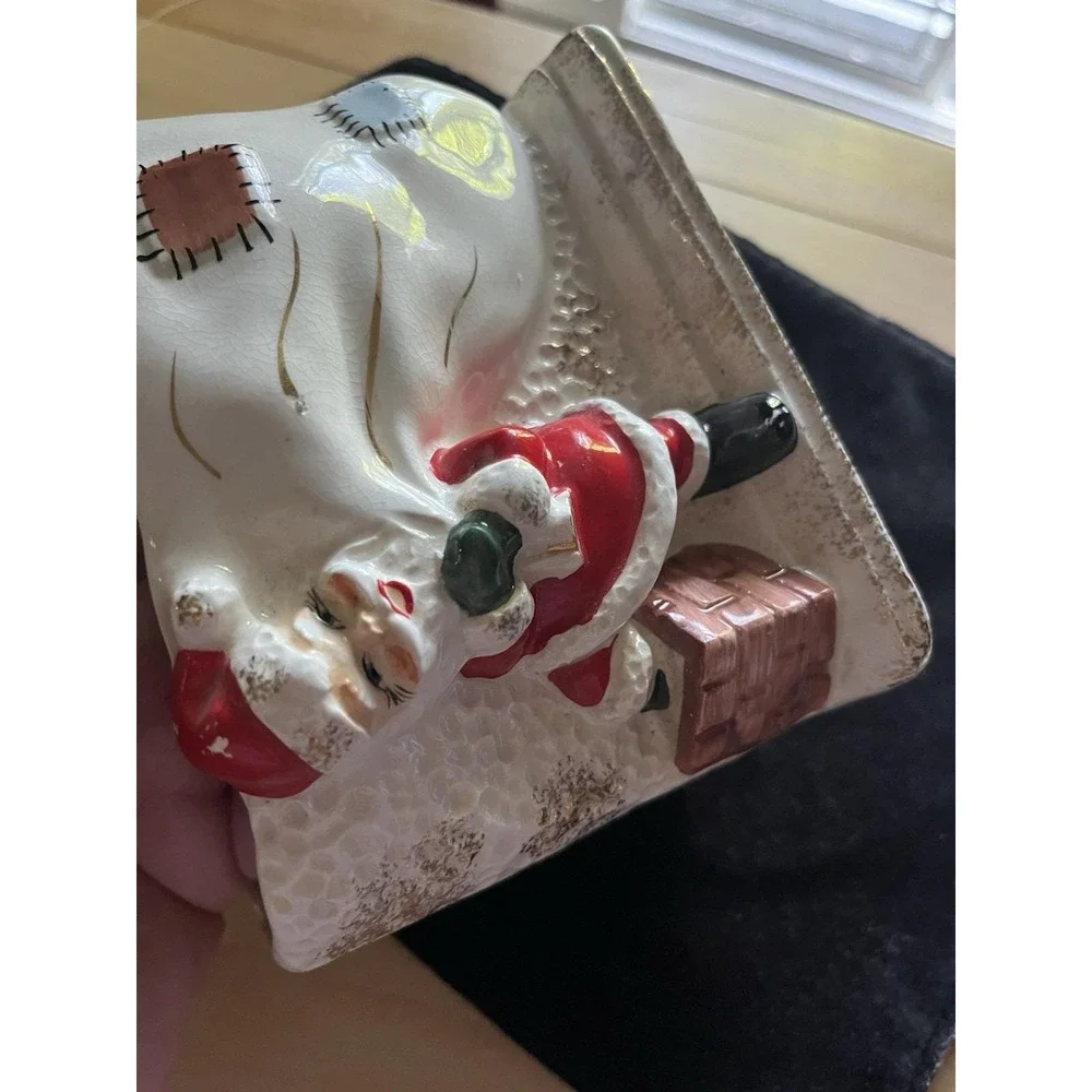 Vtg Ucagco Ceramics Santa Patched Toy Bag Planter Textured Sides Cold Paint Red